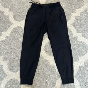 Lululemon Men’s Beige Black Polyester Joggers RN 106259